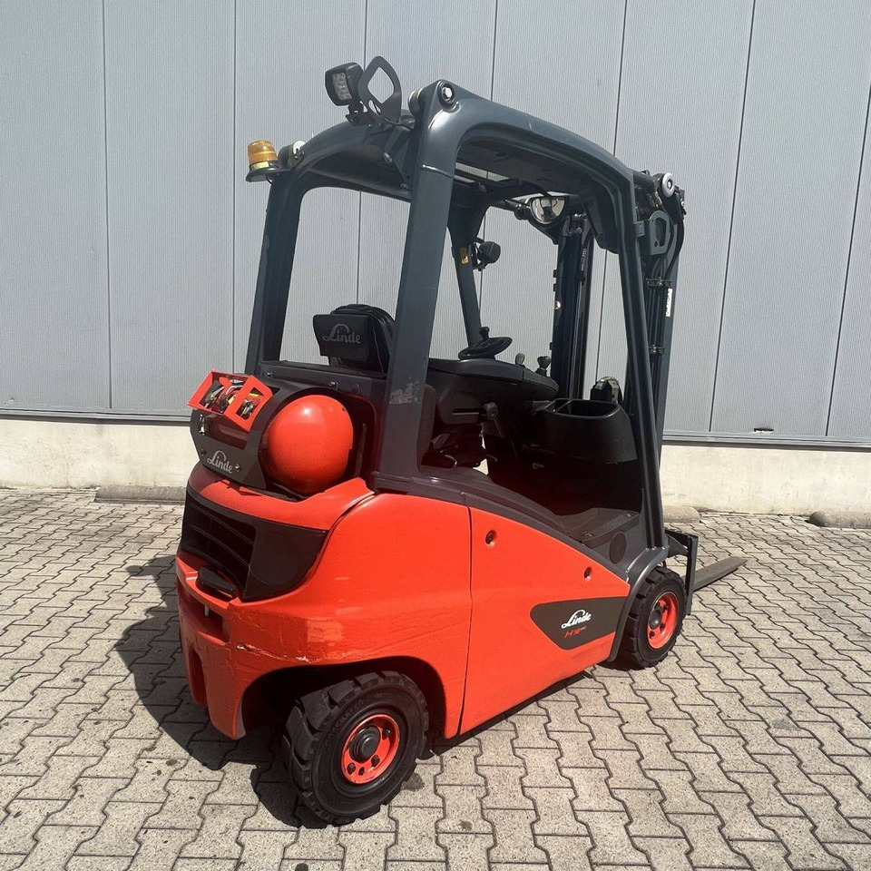 Linde H18T (391-02) EVO - Плински вилушкар: слика 2 Linde H18T (391-02) EVO - Плински вилушкар: слика 2