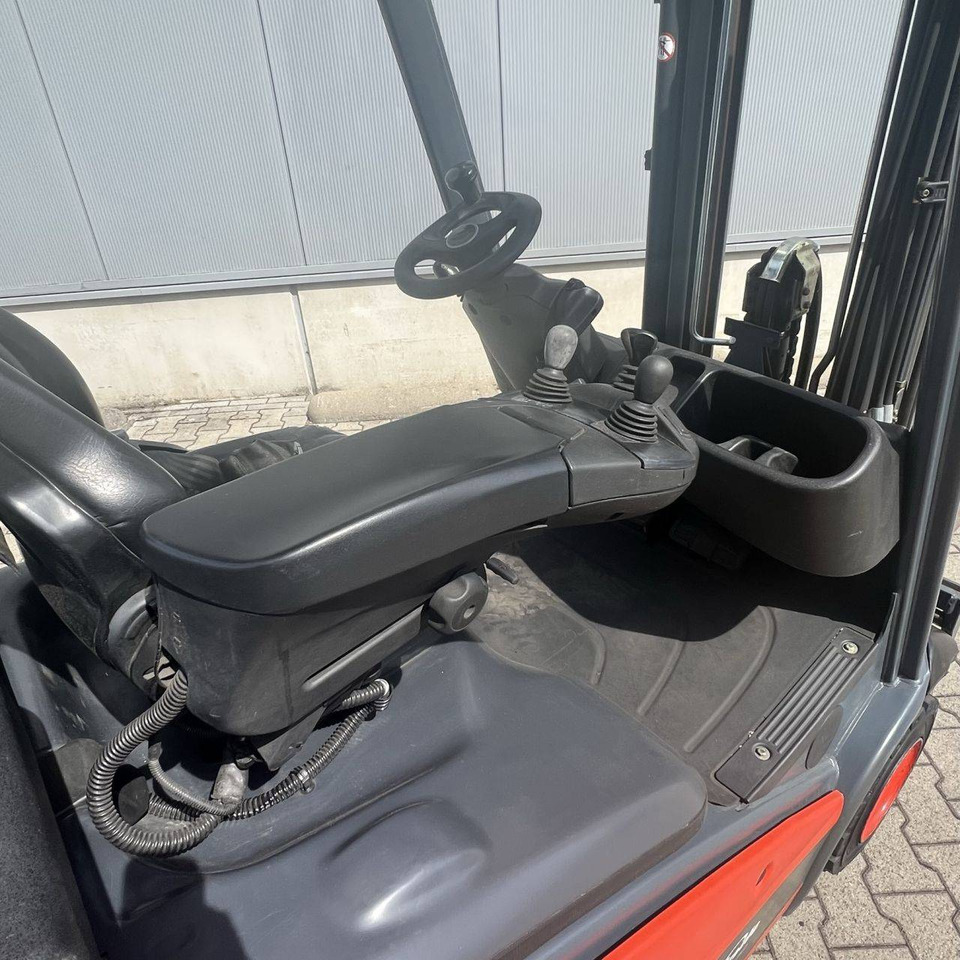 Linde H18T (391-02) EVO - Плински вилушкар: слика 3 Linde H18T (391-02) EVO - Плински вилушкар: слика 3