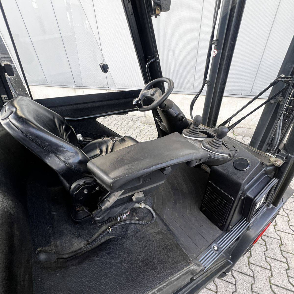 Linde H25D (392) - Дизел вилушкар: слика 5 Linde H25D (392) - Дизел вилушкар: слика 5