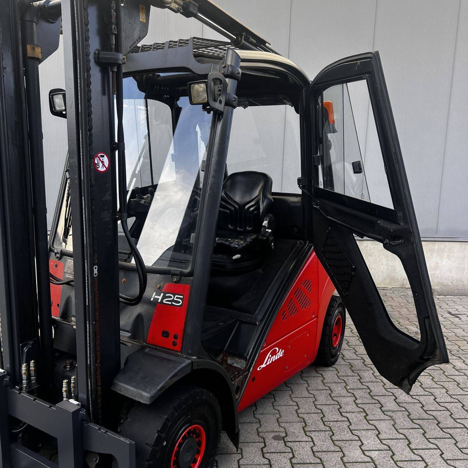 Linde H25D (392) - Дизел вилушкар: слика 3 Linde H25D (392) - Дизел вилушкар: слика 3