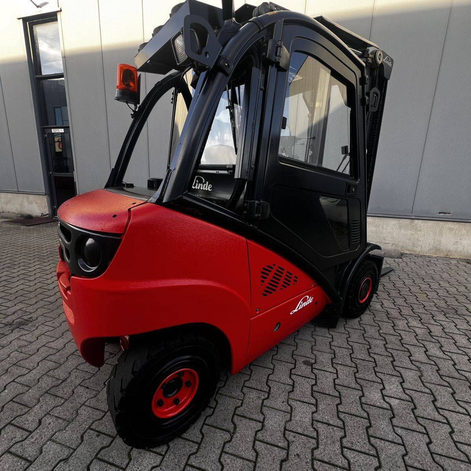 Linde H25D (392) - Дизел вилушкар: слика 2 Linde H25D (392) - Дизел вилушкар: слика 2
