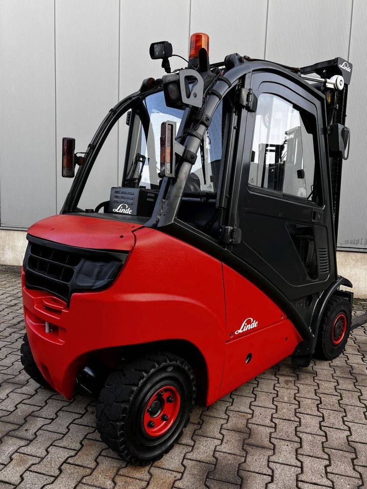 Linde H25D (392) - Дизел вилушкар: слика 2 Linde H25D (392) - Дизел вилушкар: слика 2