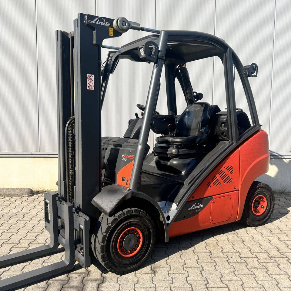 Linde H25T (392) EVO - Плински вилушкар: слика 1 Linde H25T (392) EVO - Плински вилушкар: слика 1