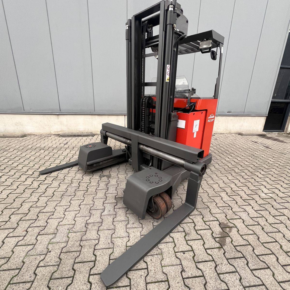 Linde R25F - 4-насочен вилушкар: слика 4 Linde R25F - 4-насочен вилушкар: слика 4