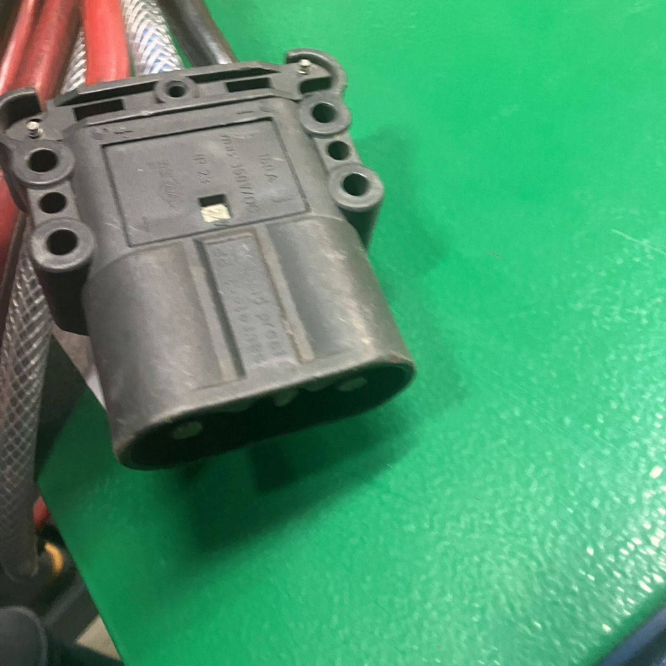 Hoppecke E230 G24/65 B-F15FS Trak power Optimal Charge (5) - Резервни делови за Опрема за ракување со материјали: слика 4 Hoppecke E230 G24/65 B-F15FS Trak power Optimal Charge (5) - Резервни делови за Опрема за ракување со материјали: слика 4