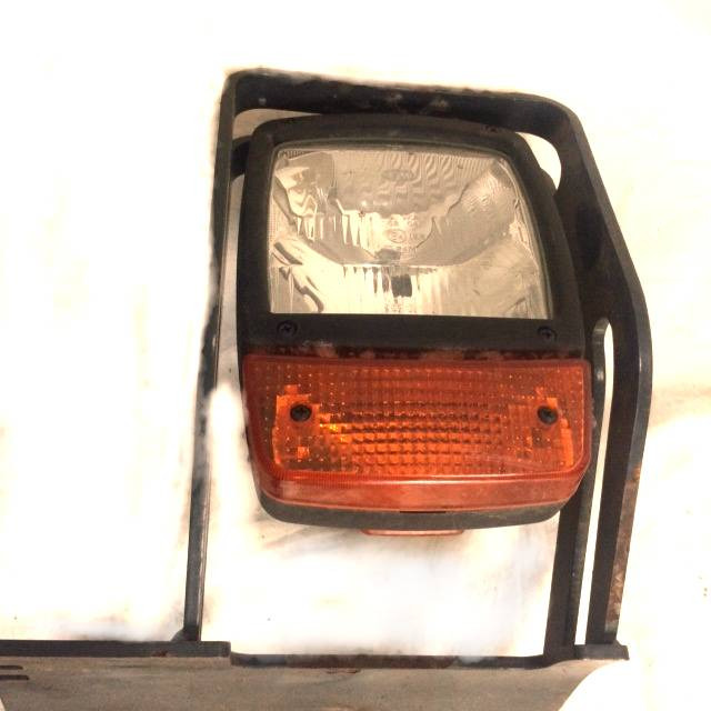 Spotlight front roadlamp for Linde H50-80, Series 396 - Светло/ Осветлување за Опрема за ракување со материјали: слика 2 Spotlight front roadlamp for Linde H50-80, Series 396 - Светло/ Осветлување за Опрема за ракување со материјали: слика 2