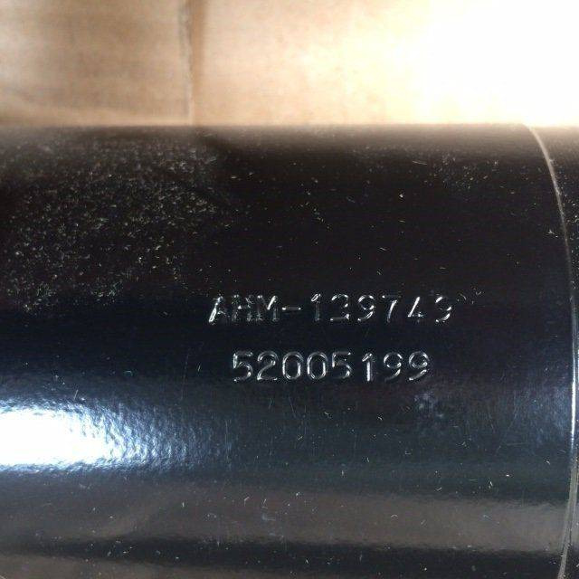 Tilt cylinder complete for Caterpillar - Хидрауличен цилиндар за Опрема за ракување со материјали: слика 3 Tilt cylinder complete for Caterpillar - Хидрауличен цилиндар за Опрема за ракување со материјали: слика 3