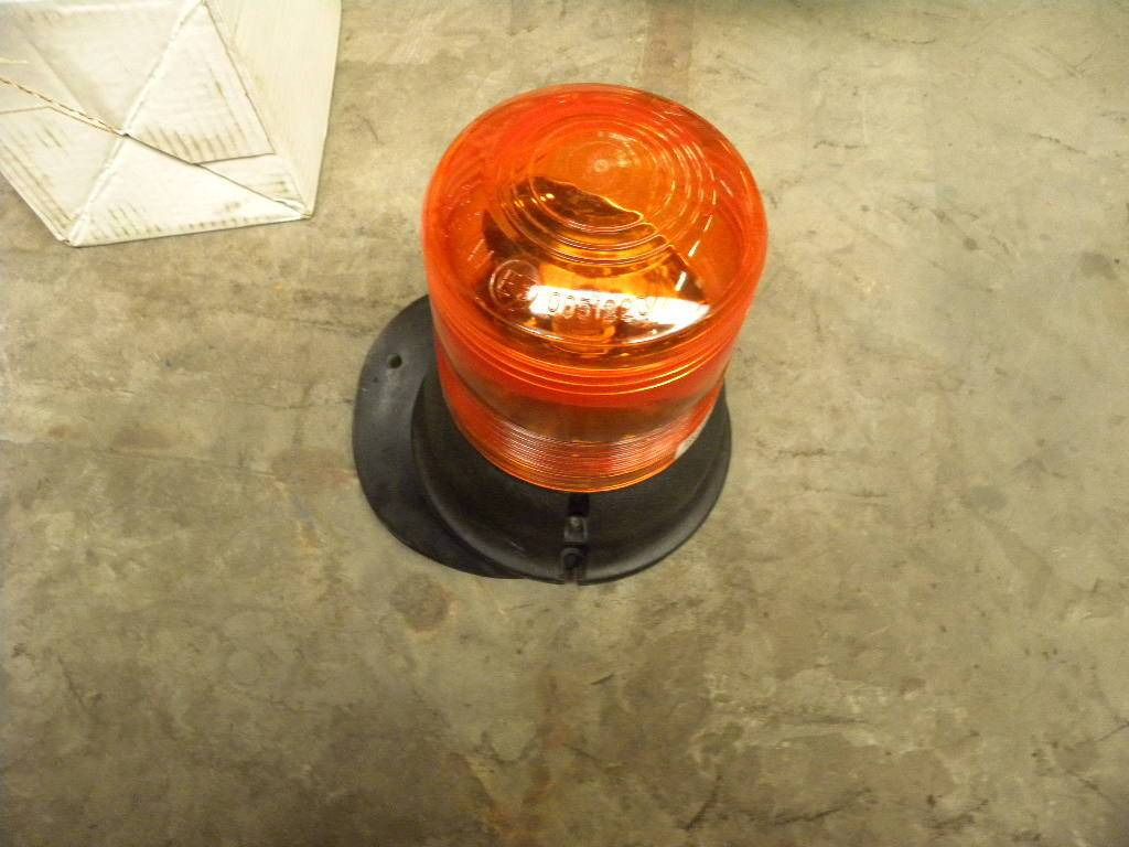 Warning light Rotofresnel - Светло/ Осветлување за Опрема за ракување со материјали: слика 2 Warning light Rotofresnel - Светло/ Осветлување за Опрема за ракување со материјали: слика 2