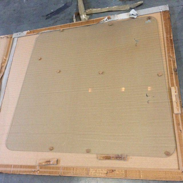 Wind screen for Linde Series 352 - Прозорец и делови за Опрема за ракување со материјали: слика 1 Wind screen for Linde Series 352 - Прозорец и делови за Опрема за ракување со материјали: слика 1