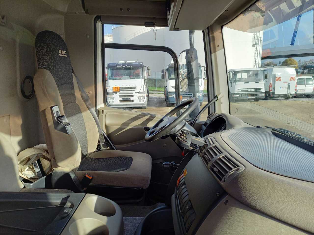 DAF CF85 - Камион цистерна: слика 4 DAF CF85 - Камион цистерна: слика 4