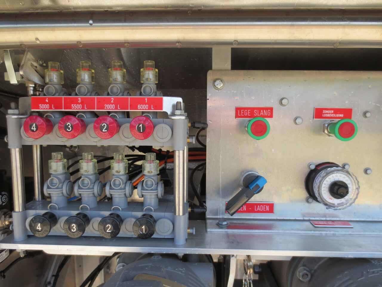 SCANIA G370 - Камион цистерна: слика 2 SCANIA G370 - Камион цистерна: слика 2