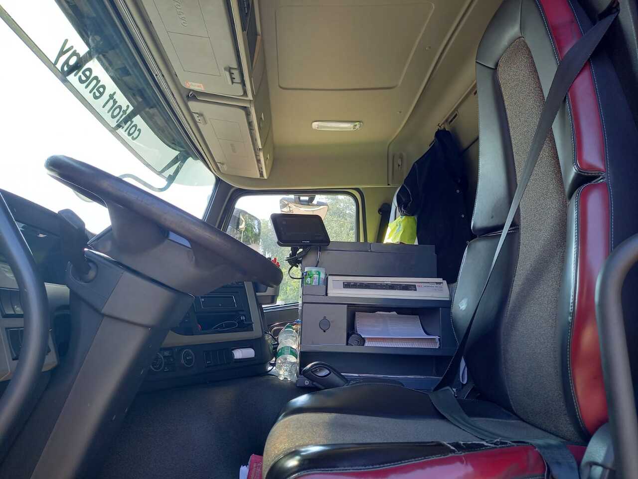 VOLVO FM - Камион цистерна: слика 4 VOLVO FM - Камион цистерна: слика 4