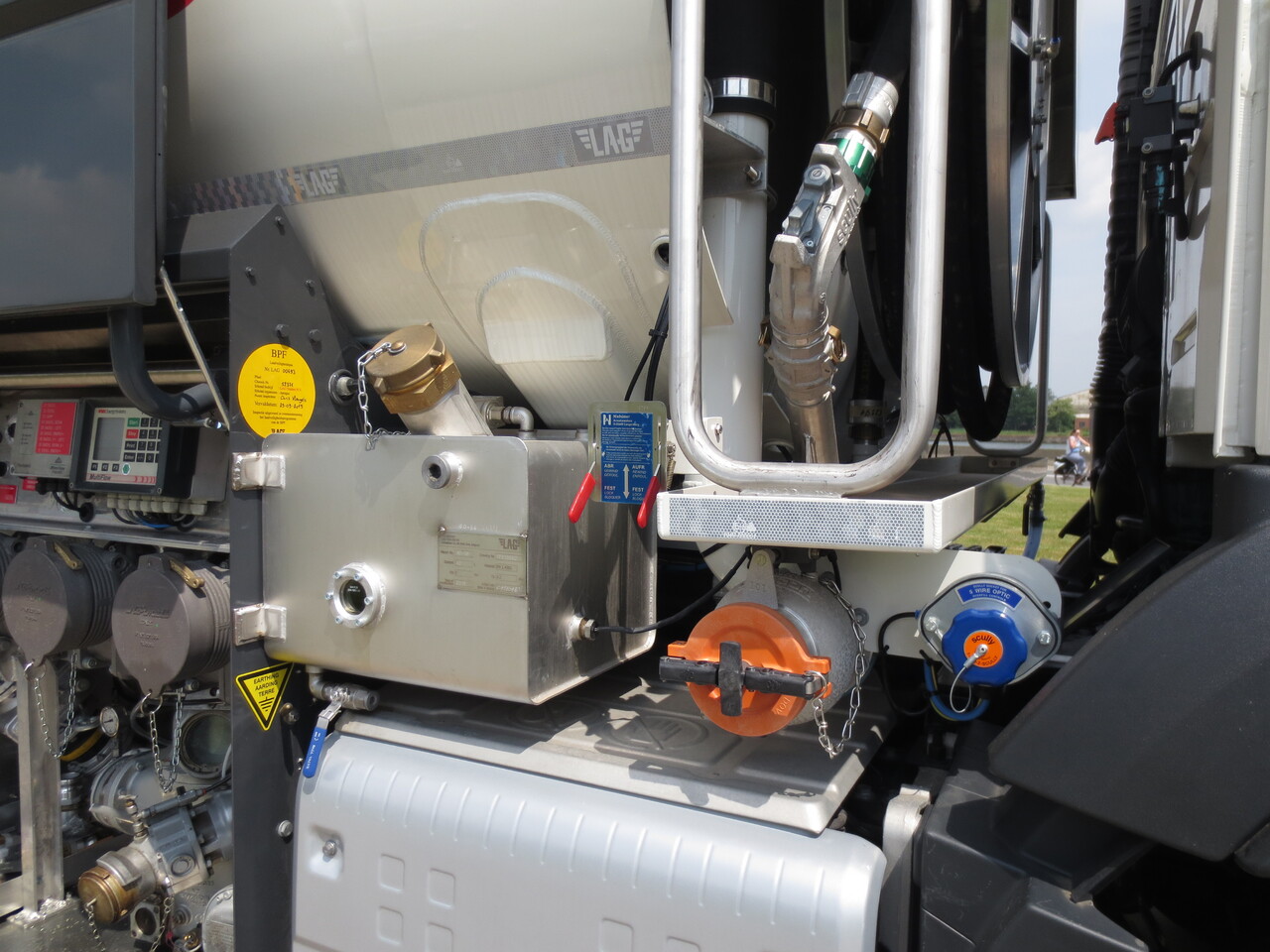 VOLVO FM - Камион цистерна: слика 2 VOLVO FM - Камион цистерна: слика 2