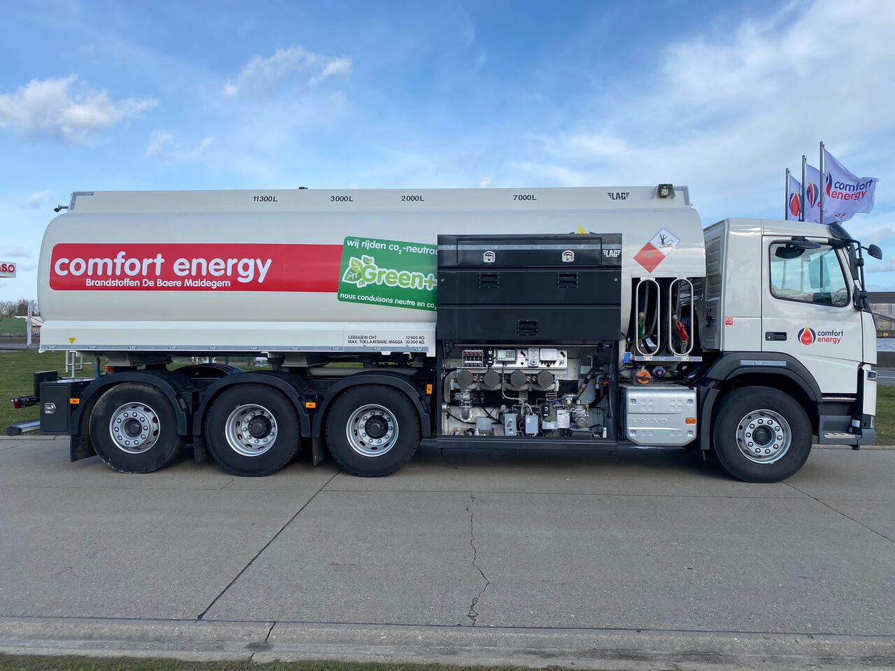 Камион цистерна VOLVO FM430HP: слика 6