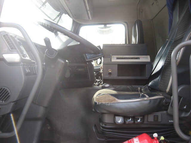 Volvo FMFH - Камион цистерна: слика 3 Volvo FMFH - Камион цистерна: слика 3