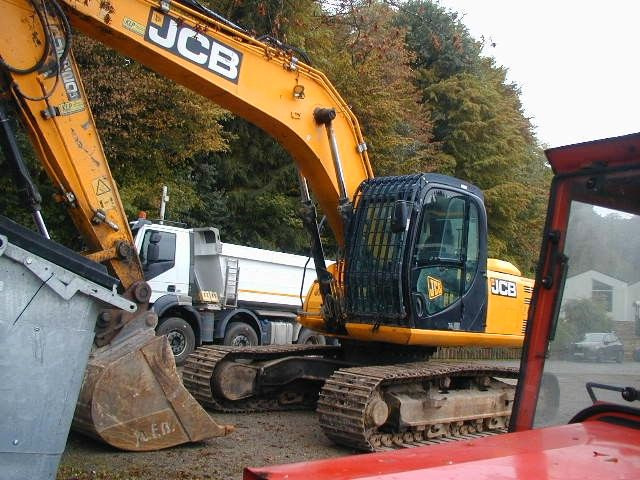 JCB JS220LCT4 - Багер гасеничар: слика 3 JCB JS220LCT4 - Багер гасеничар: слика 3