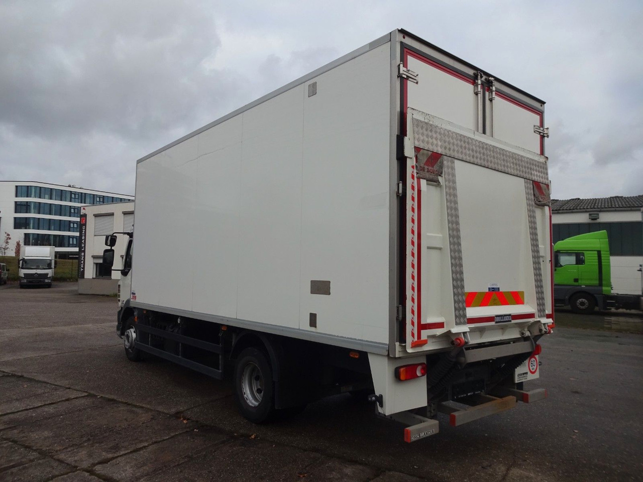 DAF LF 220, 16 T, LBW, Türen, Klima, Automat, Kamera - Камион ладилник: слика 5 DAF LF 220, 16 T, LBW, Türen, Klima, Automat, Kamera - Камион ладилник: слика 5