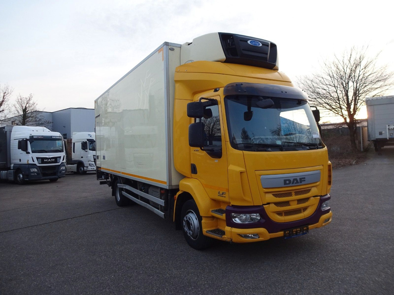 DAF LF 230, 12 T, LBW, Türen, Klima, Automat, Kamera - Камион сандучар: слика 1 DAF LF 230, 12 T, LBW, Türen, Klima, Automat, Kamera - Камион сандучар: слика 1