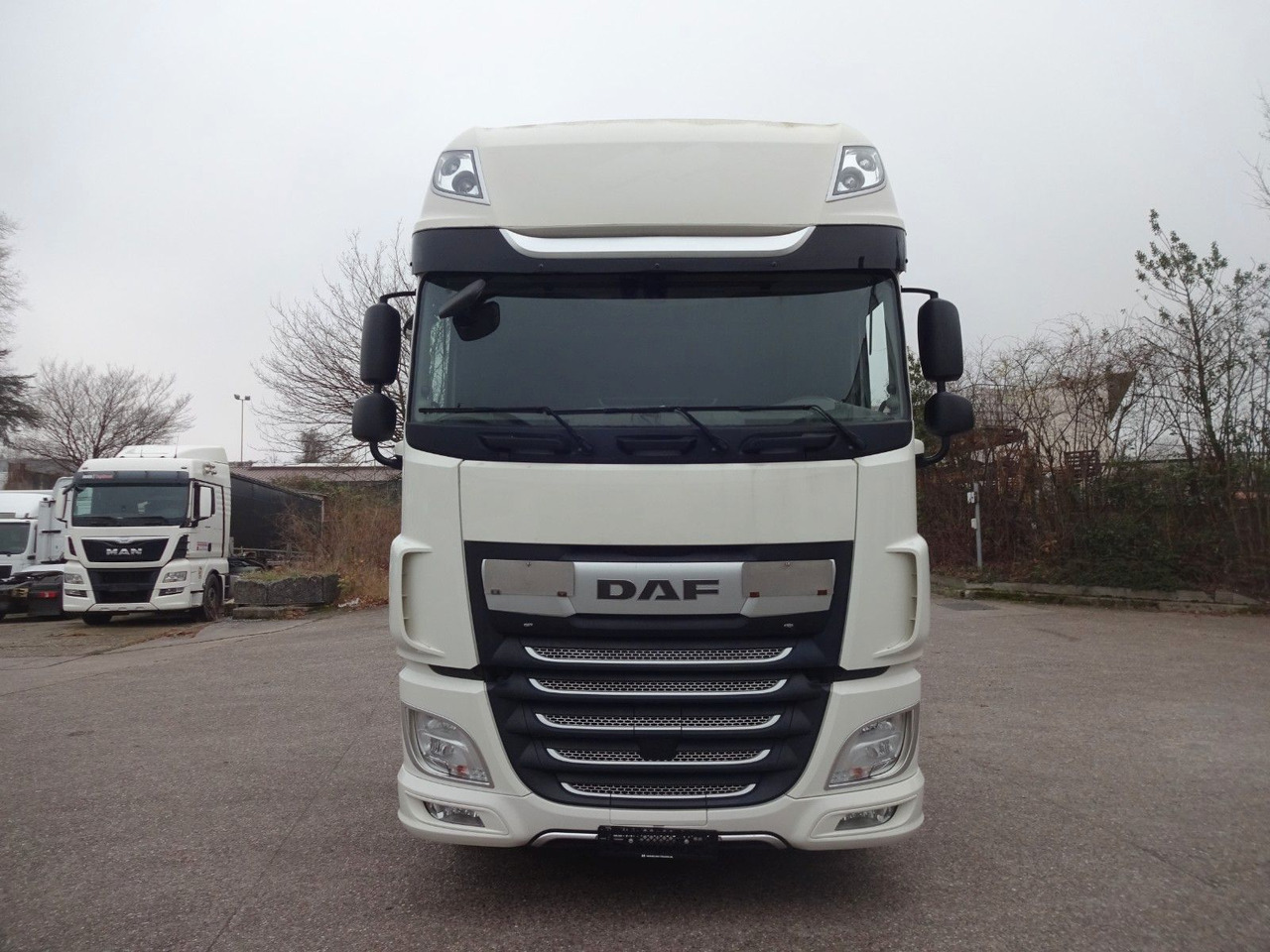 DAF XF 480, SSC, Klima, 2 x Tank - Камион влекач: слика 2 DAF XF 480, SSC, Klima, 2 x Tank - Камион влекач: слика 2