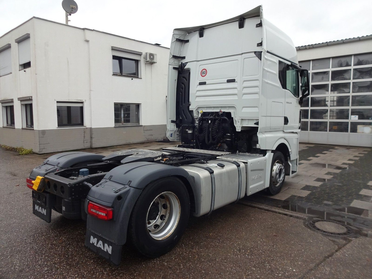 MAN 3 x TGX 18.470, XXL, Intarder, ACC, 2 x Tank - Камион влекач: слика 5 MAN 3 x TGX 18.470, XXL, Intarder, ACC, 2 x Tank - Камион влекач: слика 5