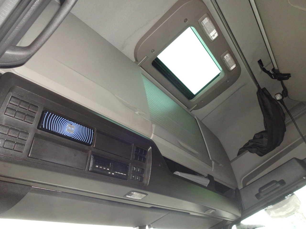 Лизинг на  MAN 3 x TGX 18.470, XXL, Intarder, ACC, 2 x Tank MAN 3 x TGX 18.470, XXL, Intarder, ACC, 2 x Tank: слика 15