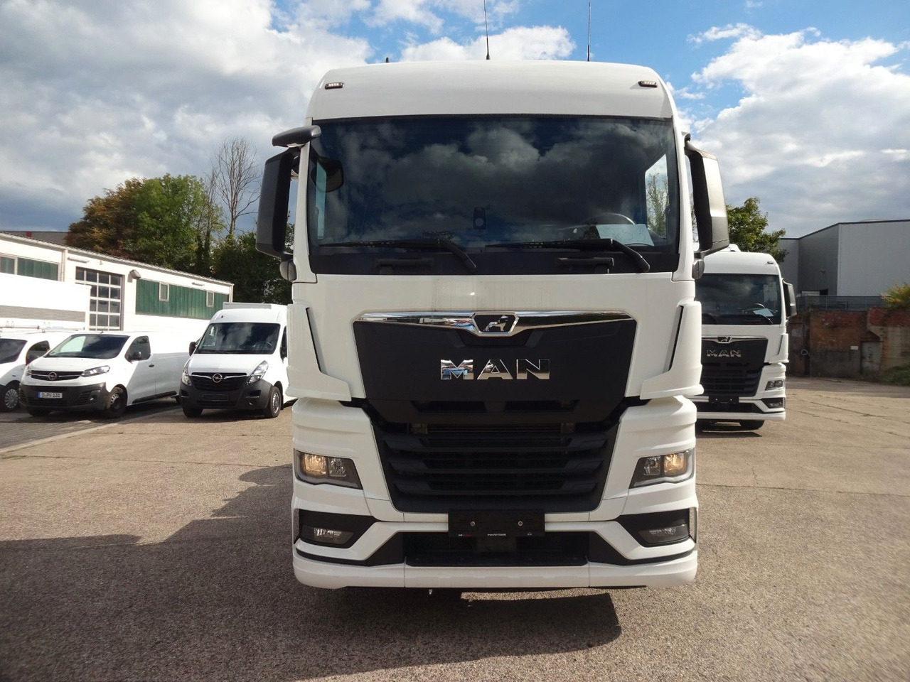 MAN TGX 18.470, XLX, Retarder, ACC, 2 x Tank - Камион влекач: слика 5 MAN TGX 18.470, XLX, Retarder, ACC, 2 x Tank - Камион влекач: слика 5