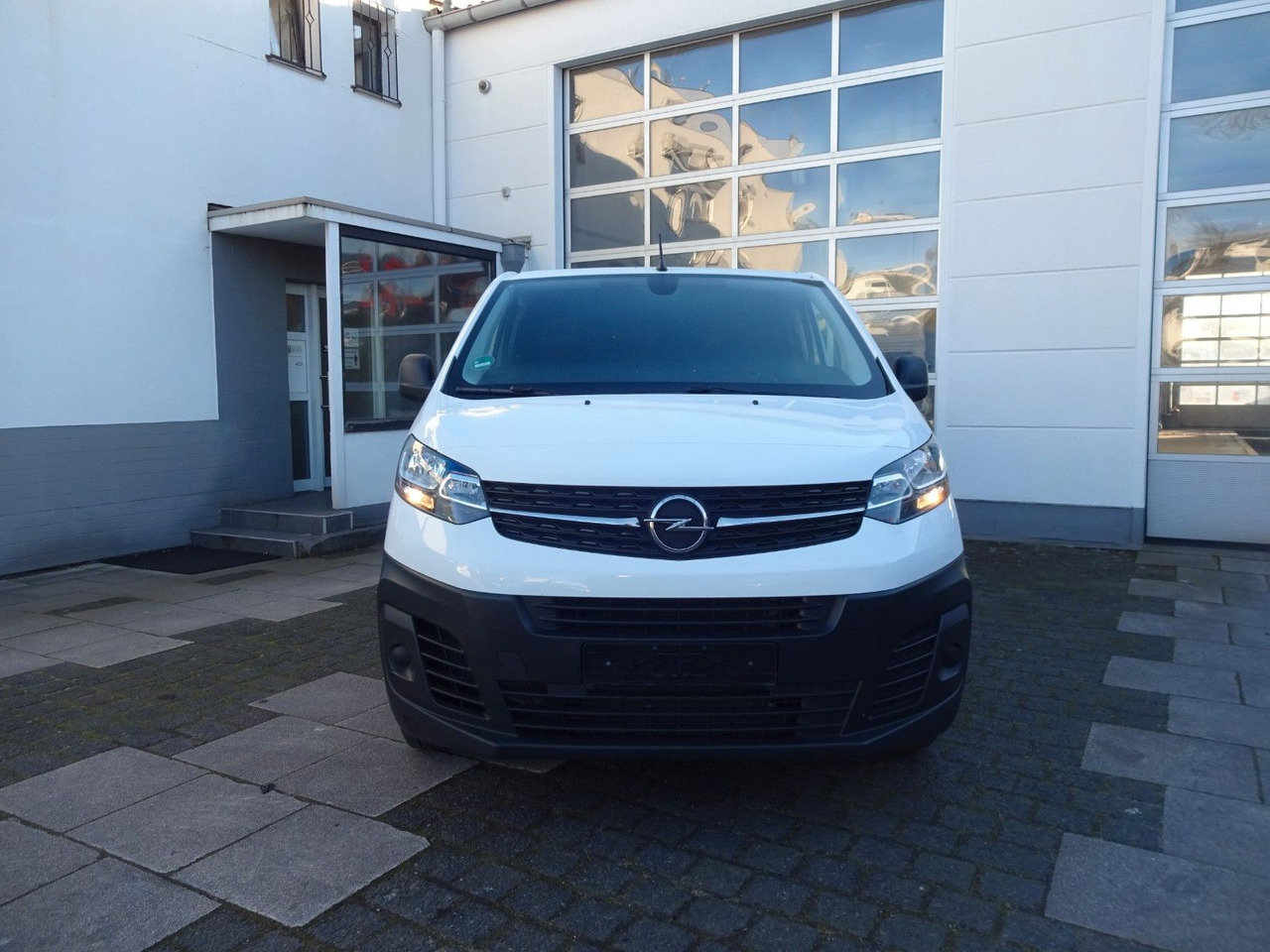 Opel Opel 5 x Vivaro Kasten L1H1, Klima, PDC, - Мало комбе: слика 4 Opel Opel 5 x Vivaro Kasten L1H1, Klima, PDC, - Мало комбе: слика 4