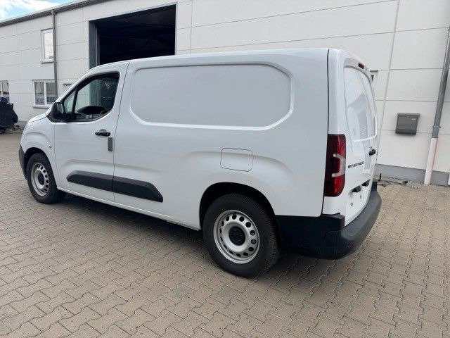 Peugeot Partner Premium Elektro L3H1, 100 kW - Патничко комбе, Електрично комбе: слика 4 Peugeot Partner Premium Elektro L3H1, 100 kW - Патничко комбе, Електрично комбе: слика 4