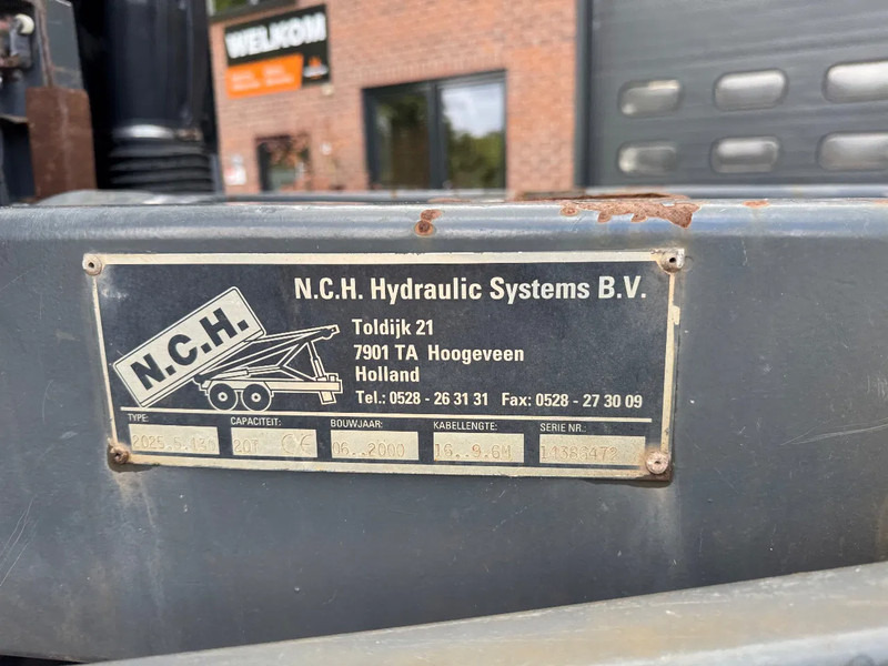 DAF XF 105.460 6X2 Space Cab Manual 565.815KM - Камион со кабелски систем: слика 5 DAF XF 105.460 6X2 Space Cab Manual 565.815KM - Камион со кабелски систем: слика 5