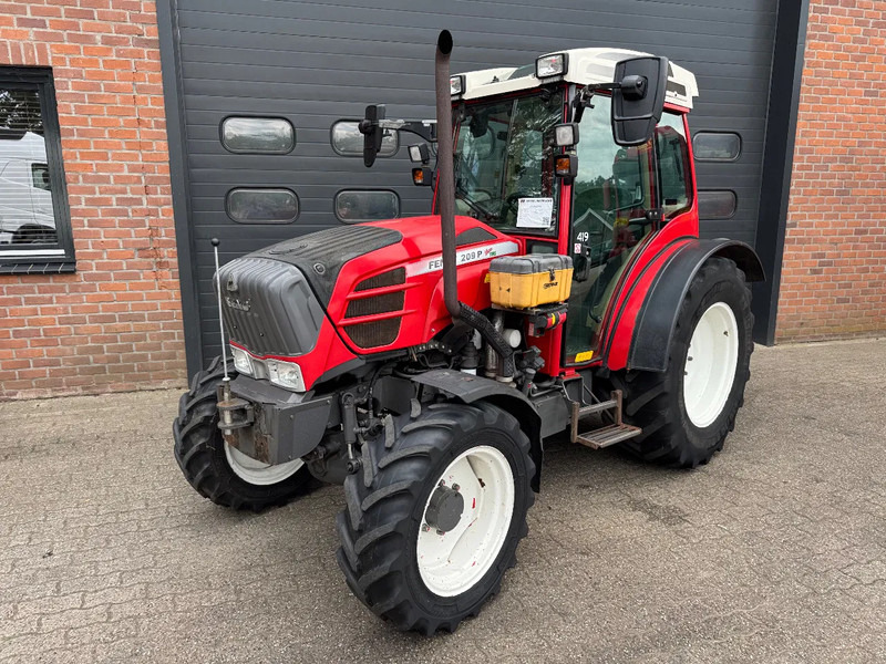 Fendt 209 P VARIO TMS - Трактор: слика 1 Fendt 209 P VARIO TMS - Трактор: слика 1