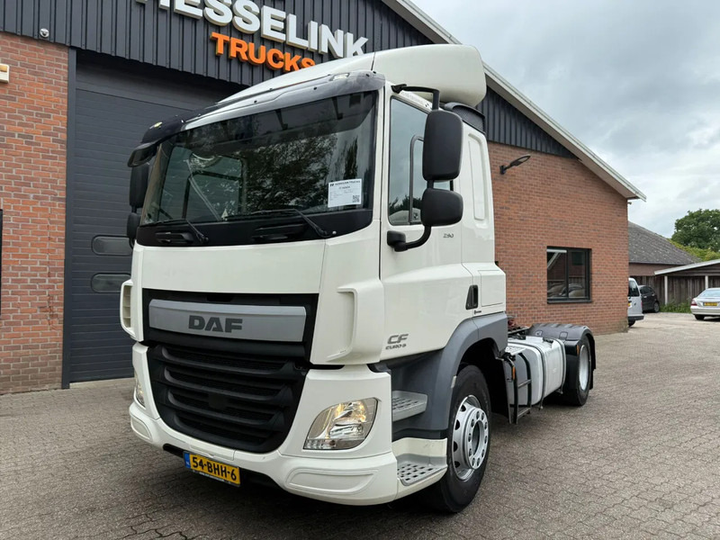 DAF CF 290 4x2 Dag cabine 649.535 KM Airco - NL Truck! - Камион влекач: слика 1 DAF CF 290 4x2 Dag cabine 649.535 KM Airco - NL Truck! - Камион влекач: слика 1