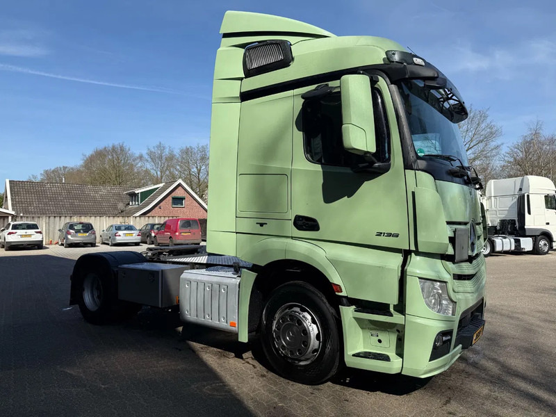 Mercedes-Benz Actros 1936 4X2 Streamspace Xenon NL Truck - Камион влекач: слика 2 Mercedes-Benz Actros 1936 4X2 Streamspace Xenon NL Truck - Камион влекач: слика 2