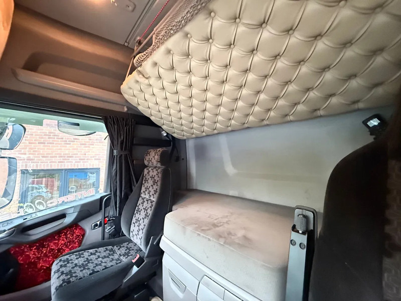 Камион влекач Scania S450 6X2 Full-Air Retarder Standairco 2X Tank Smarttacho 2 APK 09/2026: слика 19 Камион влекач Scania S450 6X2 Full-Air Retarder Standairco 2X Tank Smarttacho 2 APK 09/2026: слика 19