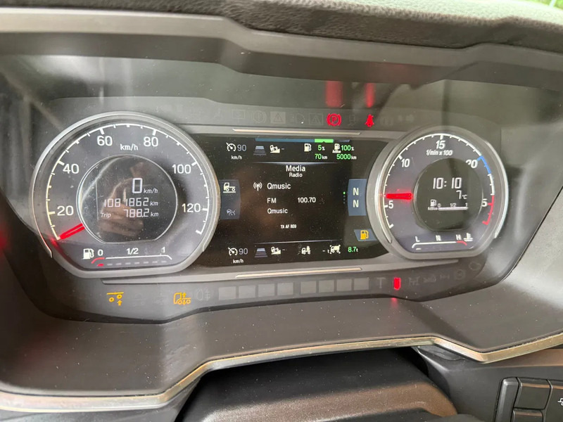 Камион влекач Scania S450 6X2 Full-Air Retarder Standairco 2X Tank Smarttacho 2 APK 09/2026: слика 16 Камион влекач Scania S450 6X2 Full-Air Retarder Standairco 2X Tank Smarttacho 2 APK 09/2026: слика 16