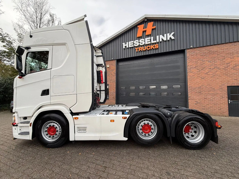 Камион влекач Scania S450 6X2 Full-Air Retarder Standairco 2X Tank Smarttacho 2 APK 09/2026: слика 12 Камион влекач Scania S450 6X2 Full-Air Retarder Standairco 2X Tank Smarttacho 2 APK 09/2026: слика 12