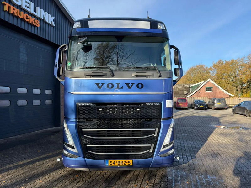 Volvo FH 460 Globetrotter XL 2x tank Standairco 405.369KM! NL Truck - APK 09-2026 - Камион влекач: слика 5 Volvo FH 460 Globetrotter XL 2x tank Standairco 405.369KM! NL Truck - APK 09-2026 - Камион влекач: слика 5