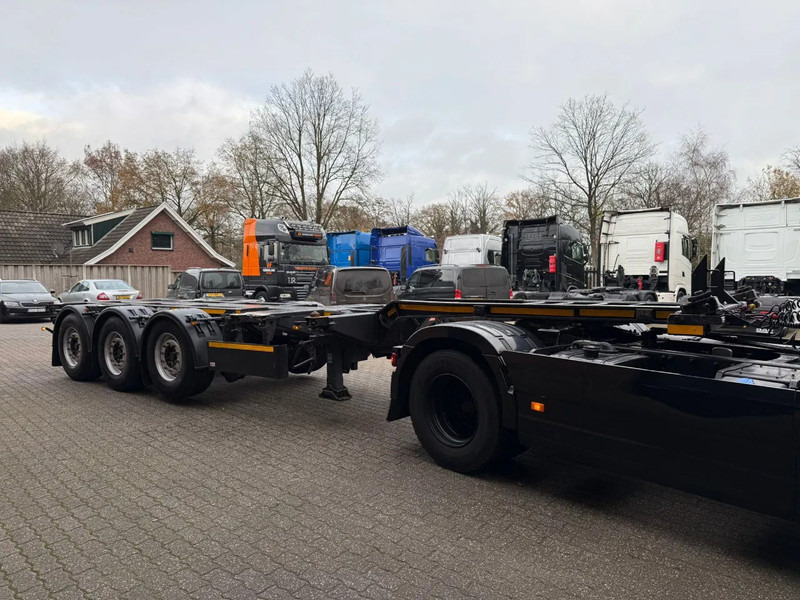 Pacton 2x20/30/40/45 FT Multi Liftas SAF Schijfremmen NL Trailer APK/TUV 14-02-2026 - Транспортер на контејнер/ Полуприколка со променливо тело: слика 4 Pacton 2x20/30/40/45 FT Multi Liftas SAF Schijfremmen NL Trailer APK/TUV 14-02-2026 - Транспортер на контејнер/ Полуприколка со променливо тело: слика 4