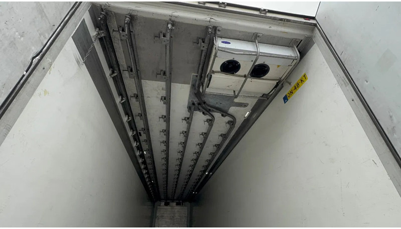 Schmitz Cargobull SKO 24 5x Meatrails Rohrbahnen Fleisch Carrier Vector 1950MT - Изотермална полуприколка: слика 4 Schmitz Cargobull SKO 24 5x Meatrails Rohrbahnen Fleisch Carrier Vector 1950MT - Изотермална полуприколка: слика 4