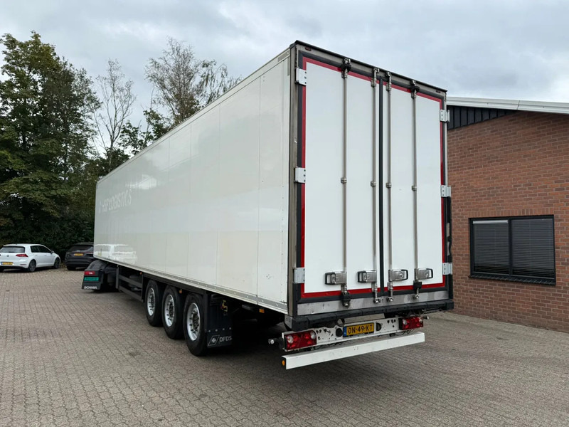 Schmitz Cargobull SKO 24 5x Meatrails Rohrbahnen Fleisch Carrier Vector 1950MT let op!! vol vleeshaken en 2 reservewielen - Изотермална полуприколка: слика 3 Schmitz Cargobull SKO 24 5x Meatrails Rohrbahnen Fleisch Carrier Vector 1950MT let op!! vol vleeshaken en 2 reservewielen - Изотермална полуприколка: слика 3