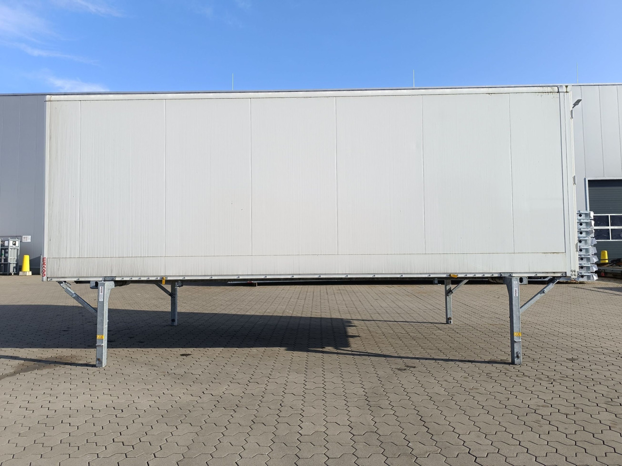 BDF-System, 7.450 mm lang, SONDERPREIS MESSEAUFBAU, - Заменски сандак/ Кутија: слика 1 BDF-System, 7.450 mm lang, SONDERPREIS MESSEAUFBAU, - Заменски сандак/ Кутија: слика 1