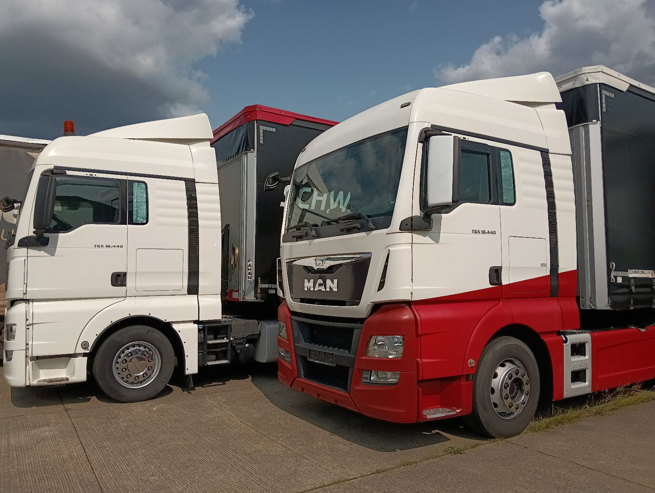MAN TGX 18:440 BLS INTARDER Vollspoiler Reifen70-90% MAN TGX 18:440 BLS INTARDER Vollspoiler Reifen70-90% - Камион влекач: слика 4 MAN TGX 18:440 BLS INTARDER Vollspoiler Reifen70-90% MAN TGX 18:440 BLS INTARDER Vollspoiler Reifen70-90% - Камион влекач: слика 4