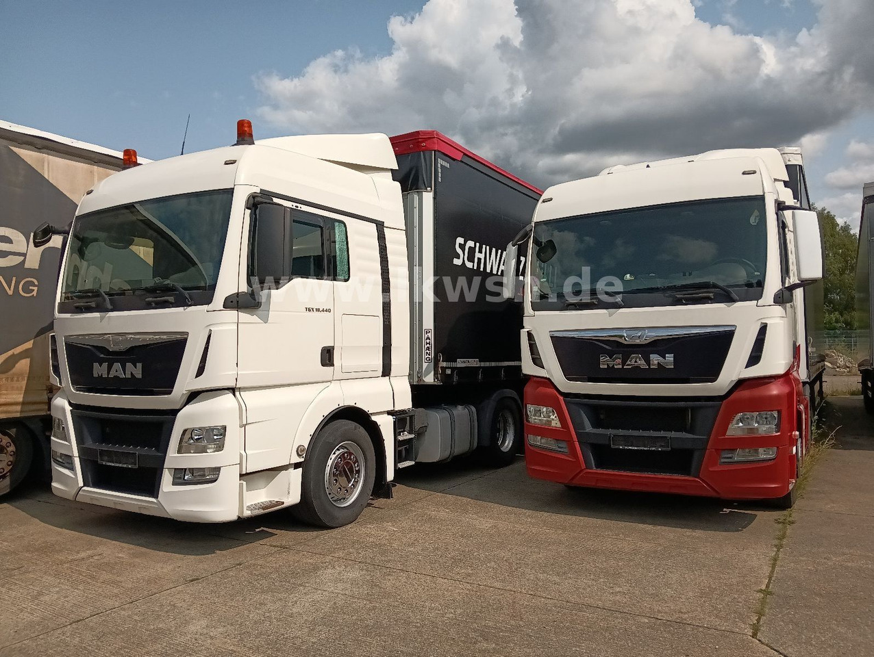 Камион влекач MAN TGX 18:440 FLT XLX 2xTank Klima Spoiler Kühlbox MAN TGX 18:440 FLT XLX 2xTank Klima Spoiler Kühlbox: слика 6 Камион влекач MAN TGX 18:440 FLT XLX 2xTank Klima Spoiler Kühlbox MAN TGX 18:440 FLT XLX 2xTank Klima Spoiler Kühlbox: слика 6