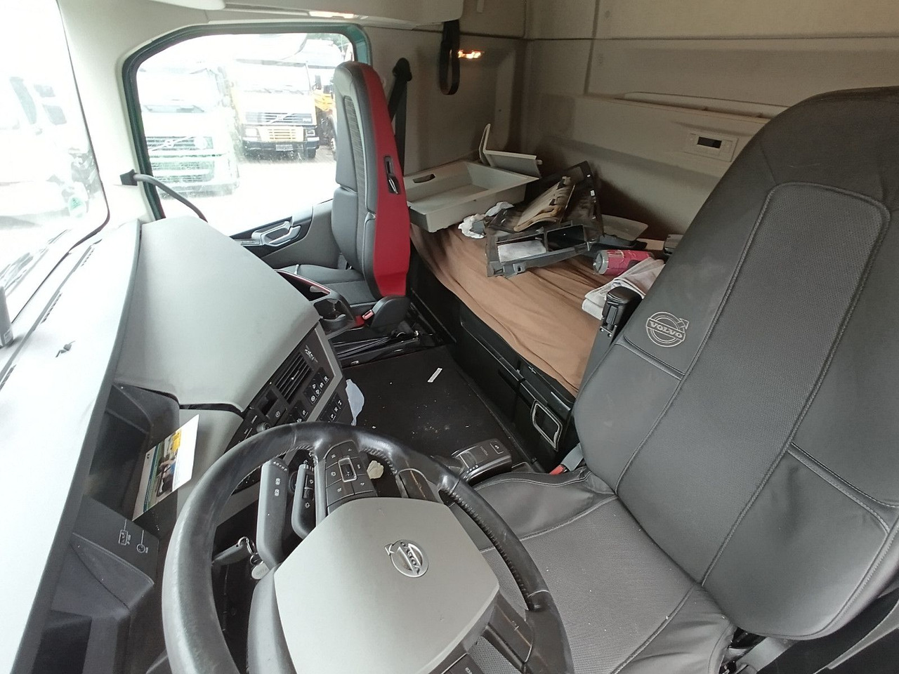 Камион влекач Volvo FH 500 4x2T X-Track Globe I-PARC HydraulikUNFALL: слика 10