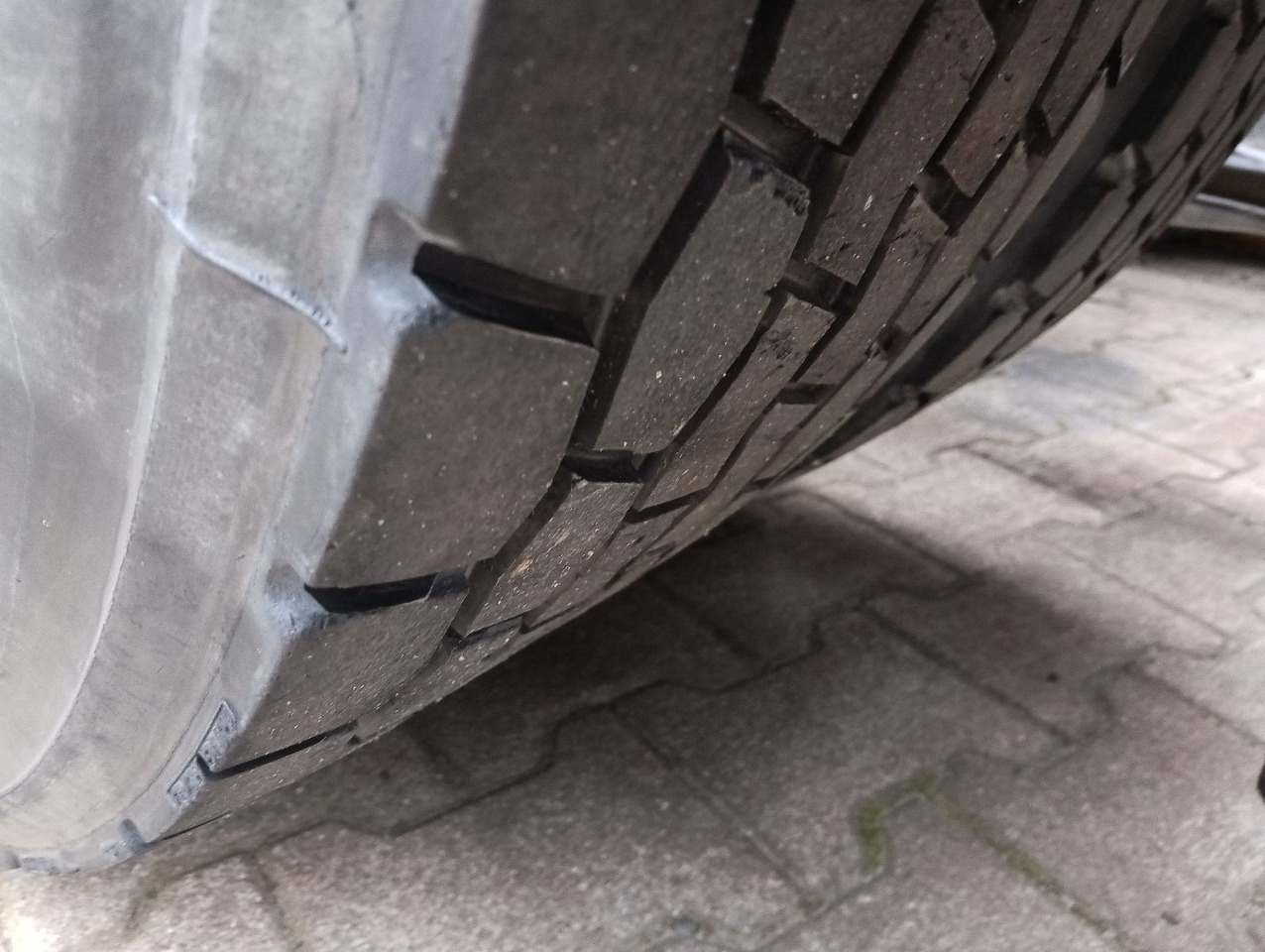 Камион влекач Volvo FH 500 4x2T X-Track Globe I-PARC HydraulikUNFALL: слика 30