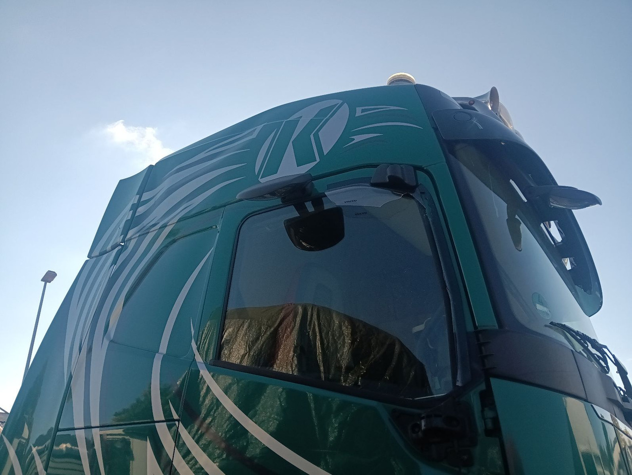 Камион влекач Volvo FH 500 4x2T X-Track Globe I-PARC HydraulikUNFALL: слика 32