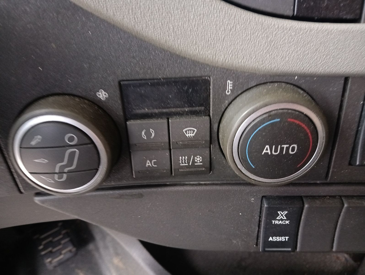 Камион влекач Volvo FH 500 4x2T X-Track Globe I-PARC HydraulikUNFALL: слика 17