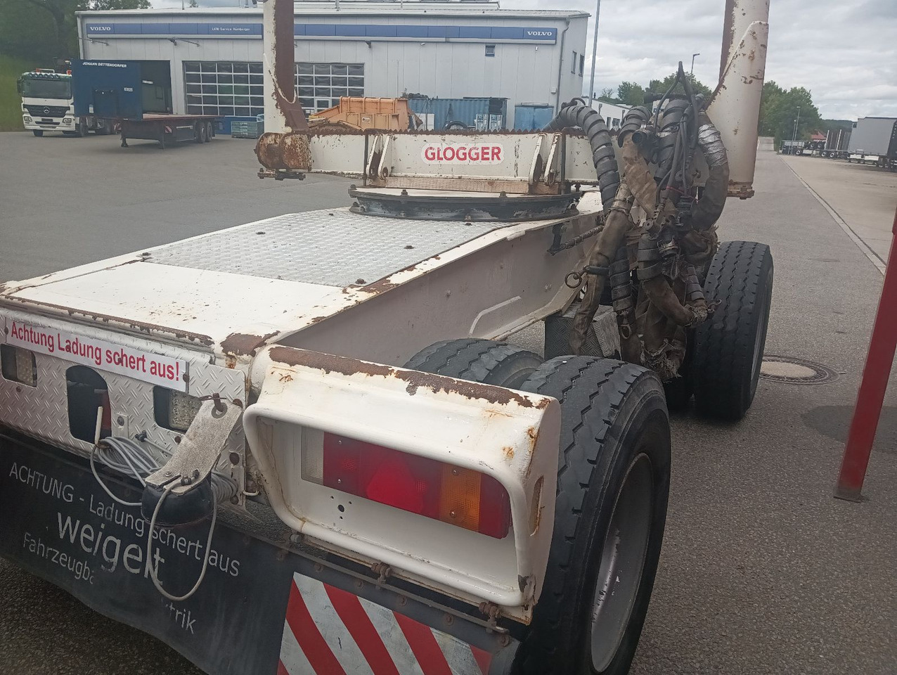 Камион за дрва, Камион со кран Palfinger EPSILON E250L82 Langholzkran+GLOGGER Aufbau+Anhä: слика 15