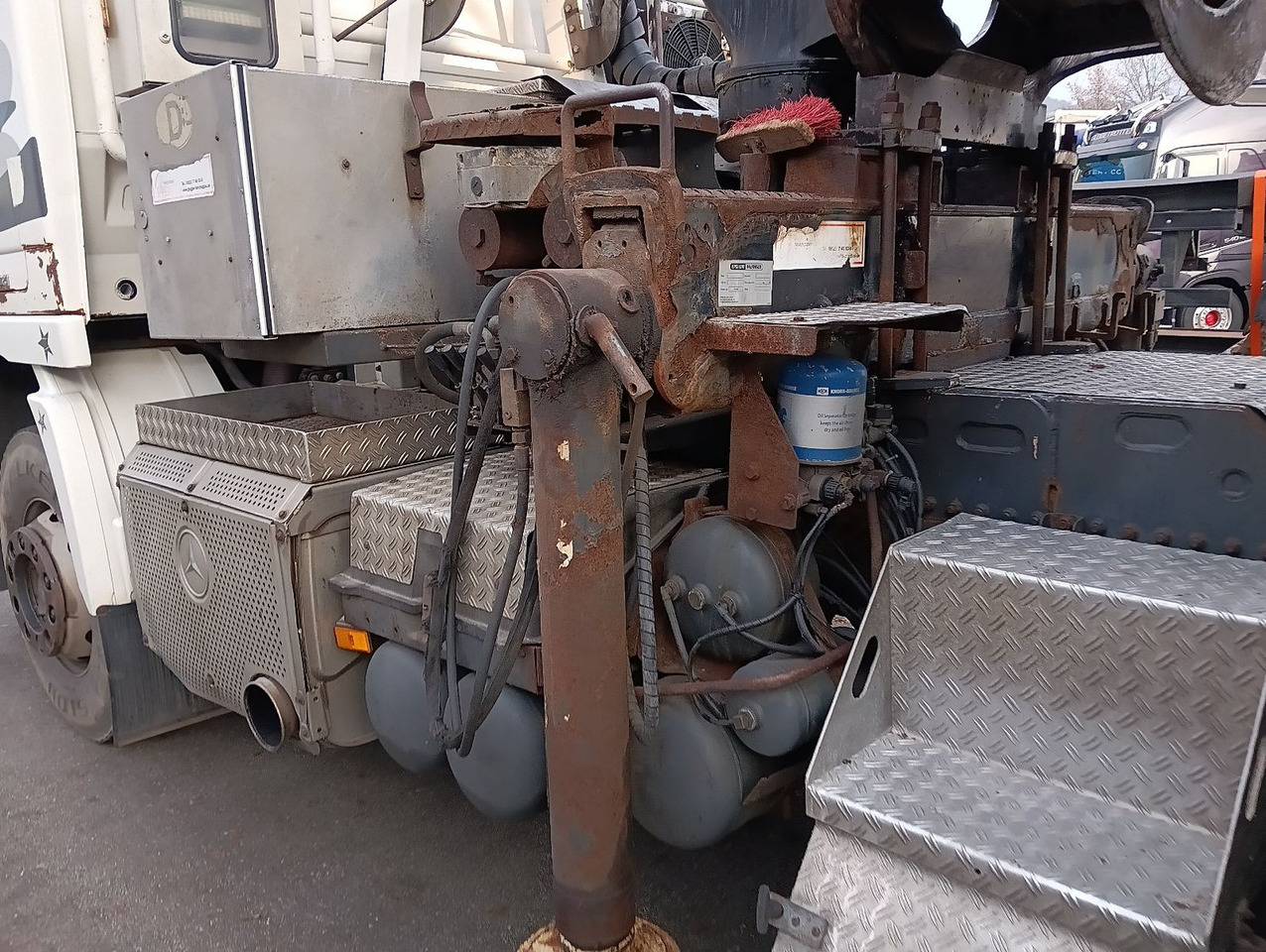 Камион за дрва, Камион со кран Palfinger EPSILON E250L82 Langholzkran+GLOGGER Aufbau+Anhä: слика 27