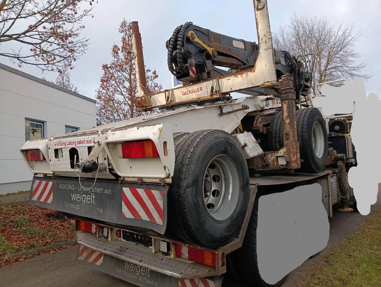 Камион за дрва, Камион со кран Palfinger EPSILON E250L82 Langholzkran+GLOGGER Aufbau+Anhä: слика 22