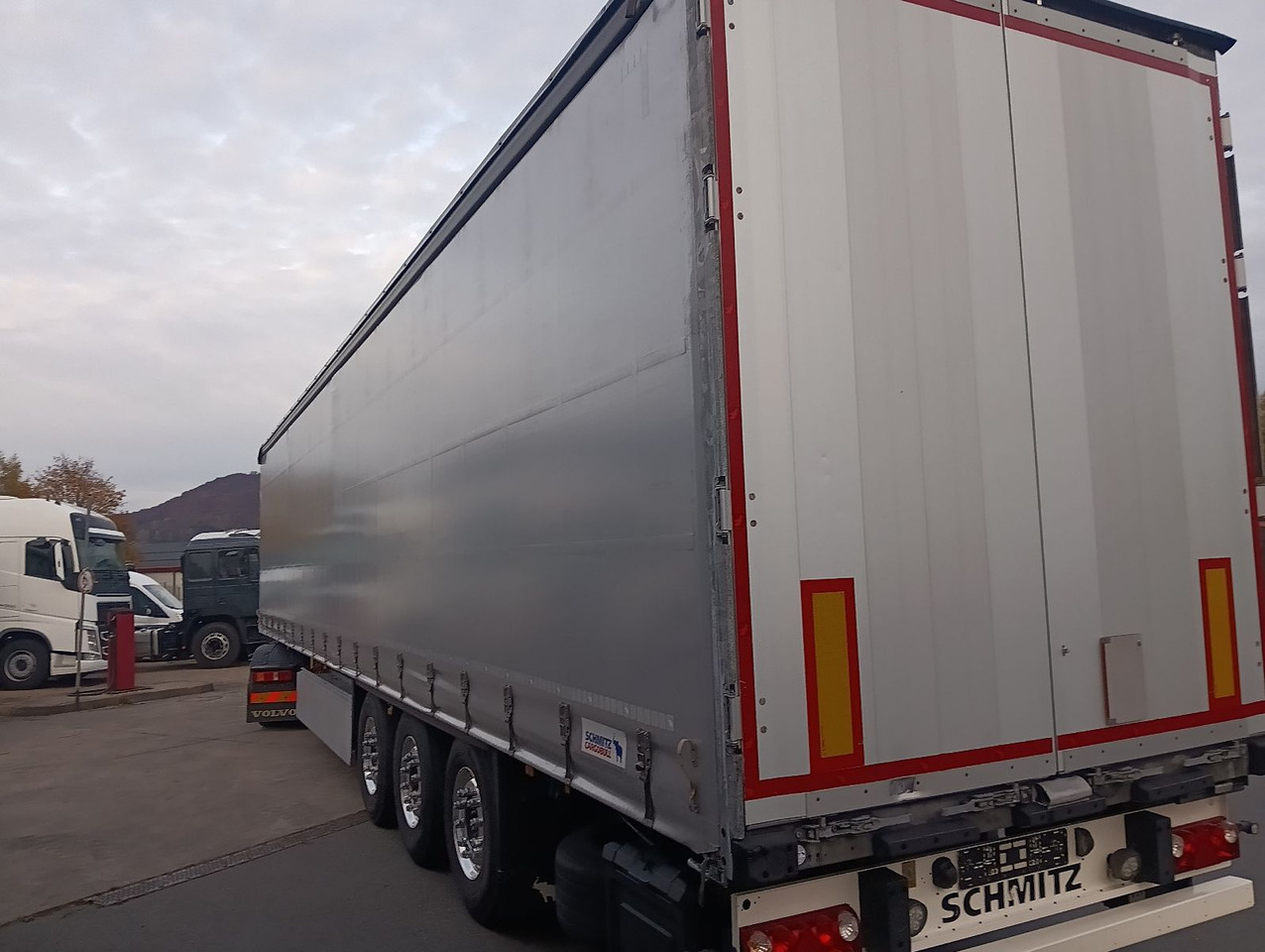 Schmitz Cargobull SCS24-13.62 ALCOA Pal-Kiste Lift Reifen 50-95%! - Полуприколка со церада: слика 5 Schmitz Cargobull SCS24-13.62 ALCOA Pal-Kiste Lift Reifen 50-95%! - Полуприколка со церада: слика 5